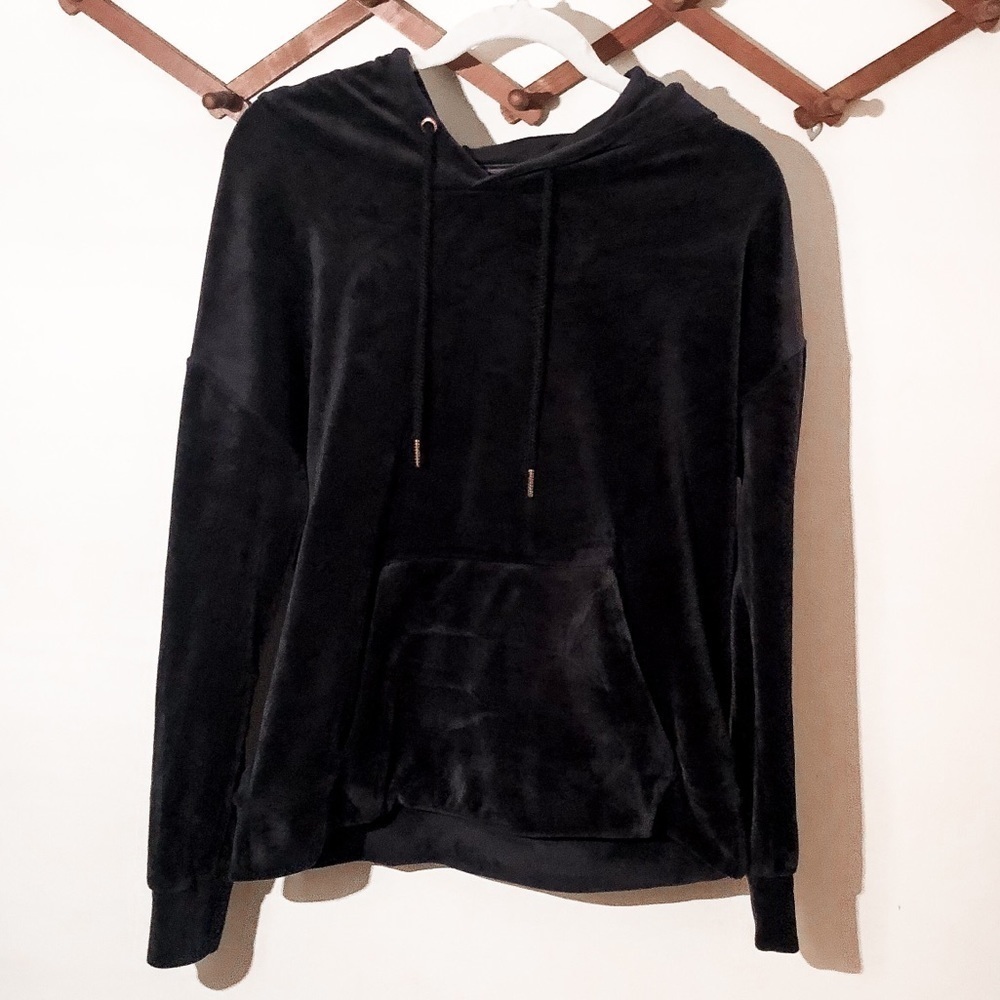 3/$25 🙌🏼 GreenTea Navy Velvet Velour Hoodie Medium
